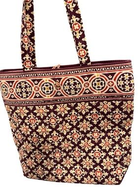 Vera Bradley 2 PIECE Quilted Red Chinoiserie Medallion Tote Bag /Large Wallet